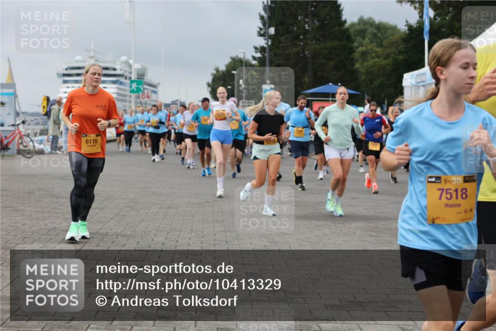 13.09.2026 - Kiel Lauf Andreas Tolksdorf http://msf.ph/oto/10413329 13.09.2026 10:04:03 Kiellinie 6116, 394, 7518 meine-sportfotos.de