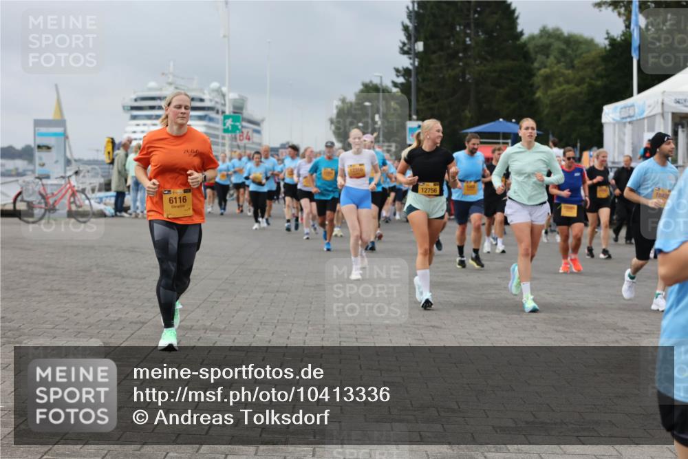 13.09.2026 - Kiel Lauf Andreas Tolksdorf http://msf.ph/oto/10413336 13.09.2026 10:04:03 Kiellinie 6116, 12316, 12756, 10420 meine-sportfotos.de