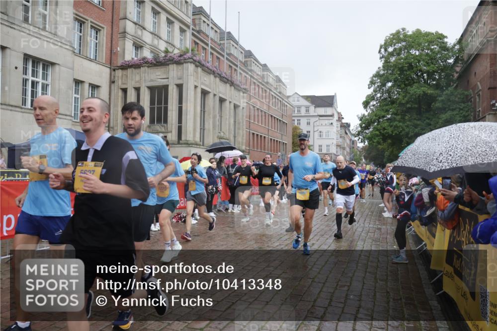 13.09.2026 - Kiel Lauf Yannick Fuchs http://msf.ph/oto/10413348 13.09.2026 10:44:56 Ziel 427, 451, 1181, 1323, 2189, 2952, 3591, 4829, 6298, 6731, 7327, 8198, 8669, 8941, 9326, 9917, 10388, 10572, 11731, 12240, 12543, 12620, 501, 688, 1275, 1335, 1357, 1377, 1751, 1753, 2289, 2488, 2545, 2659, 2837, 2920, 3009, 3134, 3152, 3282, 3980, 4033, 4243, 4432, 4532, 5294, 5420, 5567, 5599, 5697, 5699, 5778, 6194, 6229, 6580, 6637, 6711, 6959, 7122, 7279, 7468, 7504, 7677, 7701, 7910, 8445, 8669, 10082, 1482, 1590, 2391, 3285, 3796, 4588, 5220, 5361 meine-sportfotos.de