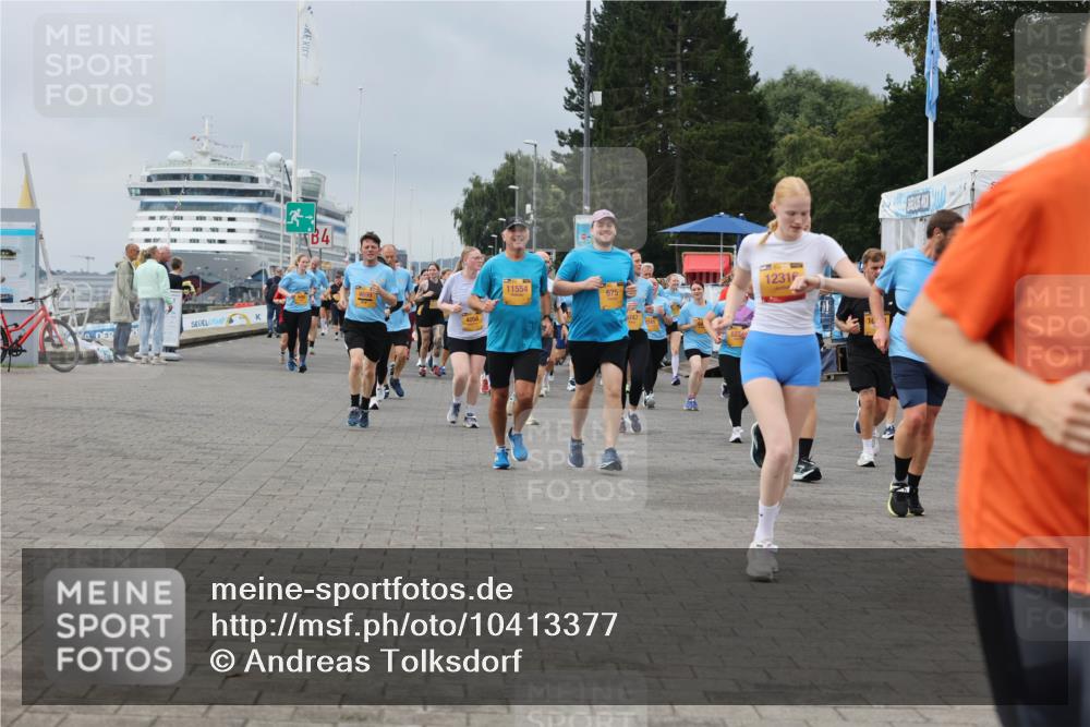13.09.2026 - Kiel Lauf Andreas Tolksdorf http://msf.ph/oto/10413377 13.09.2026 10:04:06 Kiellinie 4, 11554, 1231, 675 meine-sportfotos.de