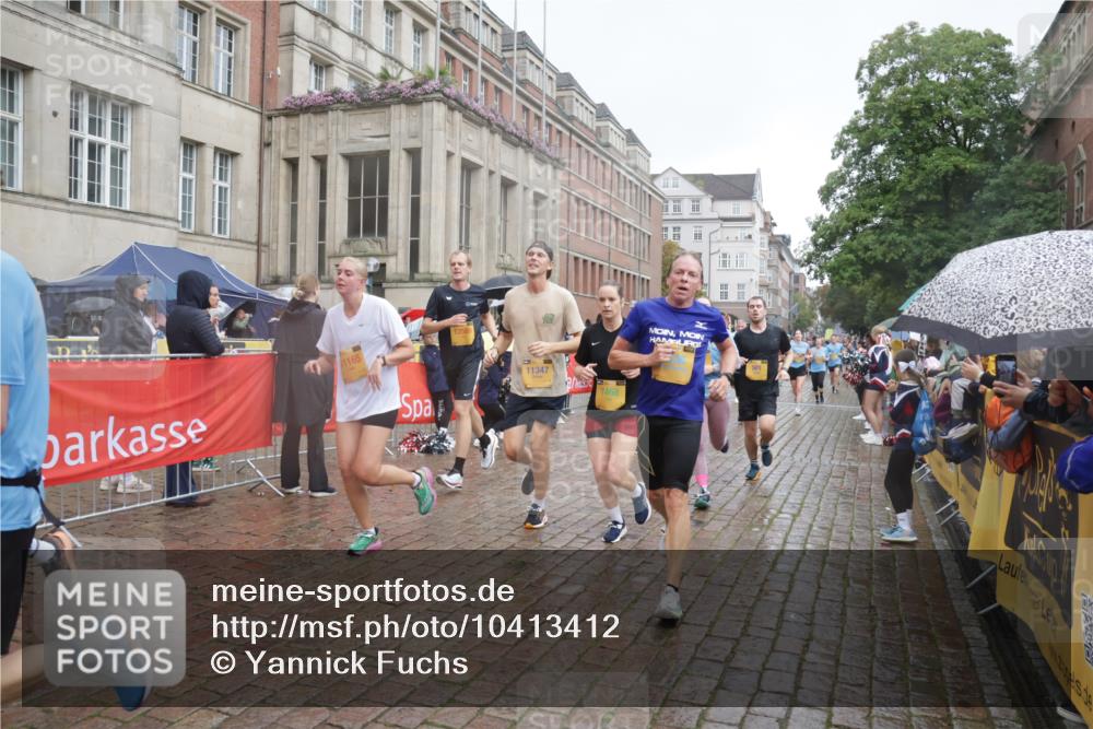 13.09.2026 - Kiel Lauf Yannick Fuchs http://msf.ph/oto/10413412 13.09.2026 10:45:00 Ziel 427, 451, 1181, 1323, 1606, 2952, 3591, 3753, 3872, 4044, 6298, 7327, 7765, 8198, 8941, 9702, 9703, 9917, 10388, 10572, 11473, 12240, 12543, 12670, 501, 688, 1357, 1751, 1753, 2189, 2488, 2659, 2837, 2920, 3134, 3152, 3282, 3980, 4033, 4243, 4432, 4532, 4829, 5294, 5420, 5567, 5599, 5699, 6194, 6580, 6637, 6711, 6731, 7122, 7279, 7468, 7677, 7701, 7910, 8445, 8669, 9326, 10082, 1482, 1590, 2391, 3285, 3796, 4588, 5220, 5361 meine-sportfotos.de