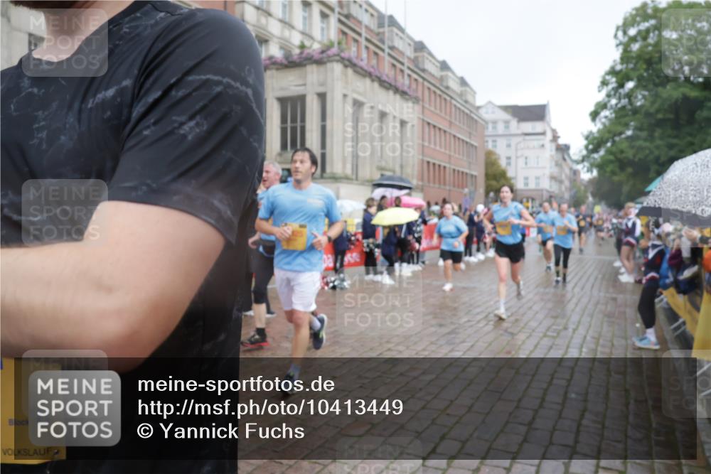 13.09.2026 - Kiel Lauf Yannick Fuchs http://msf.ph/oto/10413449 13.09.2026 10:45:04 Ziel 451, 478, 1181, 1606, 1878, 2410, 3753, 3872, 4044, 4681, 6298, 7327, 7765, 8198, 8744, 8941, 9702, 9703, 9917, 10388, 10526, 10666, 10986, 11473, 12670, 427, 501, 688, 1323, 1357, 1751, 1753, 2189, 2488, 2659, 2837, 2920, 2952, 3134, 3152, 3282, 3591, 4033, 4243, 4432, 4532, 4829, 5420, 5567, 5699, 6194, 6580, 6637, 6711, 6731, 7122, 7279, 7327, 7677, 7701, 7910, 8445, 8669, 9326, 10082, 10572, 1482, 1590, 2391, 3285, 3796, 4588, 5220, 5361 meine-sportfotos.de