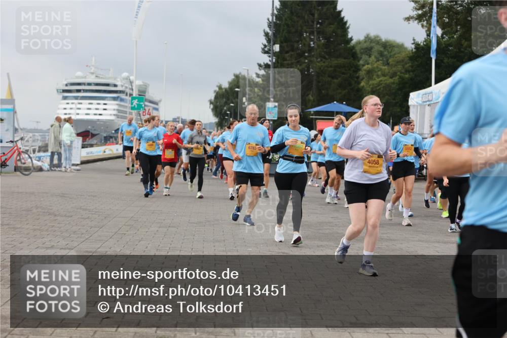 13.09.2026 - Kiel Lauf Andreas Tolksdorf http://msf.ph/oto/10413451 13.09.2026 10:04:11 Kiellinie 84, 12821, 6783, 4058, 5552 meine-sportfotos.de