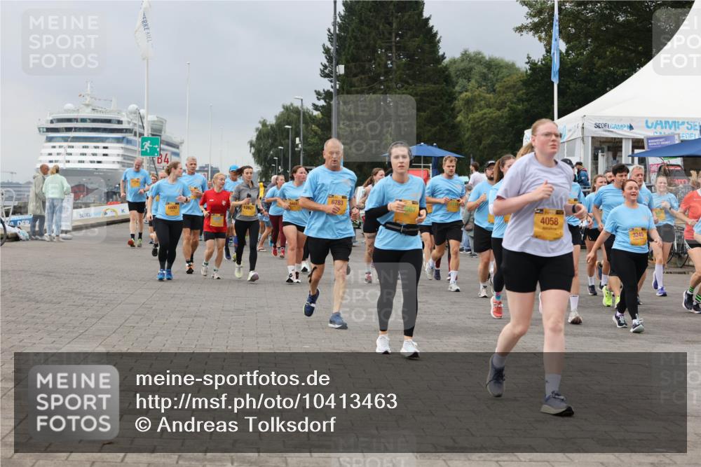 13.09.2026 - Kiel Lauf Andreas Tolksdorf http://msf.ph/oto/10413463 13.09.2026 10:04:12 Kiellinie 6600, 6401, 12821, 6783, 4058, 3245 meine-sportfotos.de