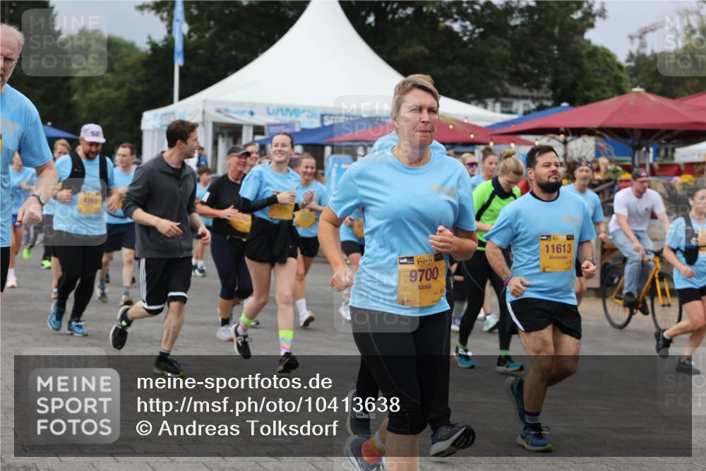 13.09.2026 - Kiel Lauf Andreas Tolksdorf http://msf.ph/oto/10413638 13.09.2026 10:04:24 Kiellinie 4261, 38, 9700, 11, 38, 11613 meine-sportfotos.de