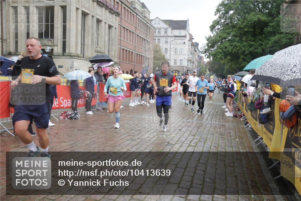 13.09.2026 - Kiel Lauf Yannick Fuchs http://msf.ph/oto/10413639 13.09.2026 10:45:20 Ziel 979, 1012, 1267, 1482, 1575, 1590, 1703, 2391, 3263, 3264, 3285, 3628, 3796, 4168, 4588, 5220, 5296, 5361, 5365, 5600, 5763, 5764, 6799, 7620, 7631, 7795, 8457, 8788, 9378, 9845, 9956, 10183, 10915, 10948, 11541, 11951, 12355, 427, 451, 478, 979, 1181, 1323, 1357, 1606, 1703, 1878, 2189, 2410, 2952, 3591, 3753, 3872, 4044, 4681, 4829, 5296, 5764, 6298, 6731, 7327, 7765, 8198, 8669, 8941, 9326, 9702, 9917, 10388, 10572, 360, 461, 1682 meine-sportfotos.de