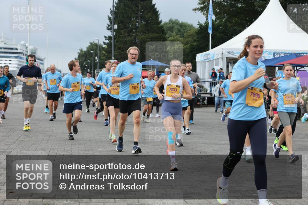 13.09.2026 - Kiel Lauf Andreas Tolksdorf http://msf.ph/oto/10413713 13.09.2026 10:04:28 Kiellinie 6965, 12171, 10750, 4525, 39, 3833, 39, 7899, 38, 9242, 209 meine-sportfotos.de