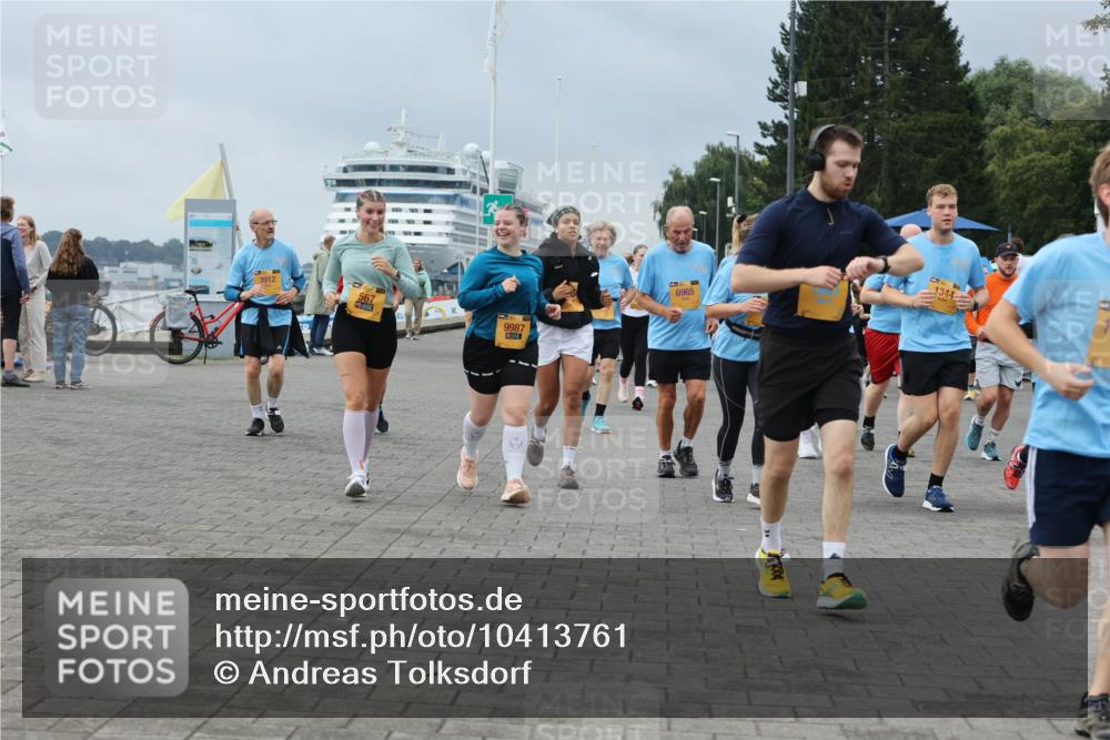 13.09.2026 - Kiel Lauf Andreas Tolksdorf http://msf.ph/oto/10413761 13.09.2026 10:04:31 Kiellinie 3912, 9987, 6965, 1344 meine-sportfotos.de