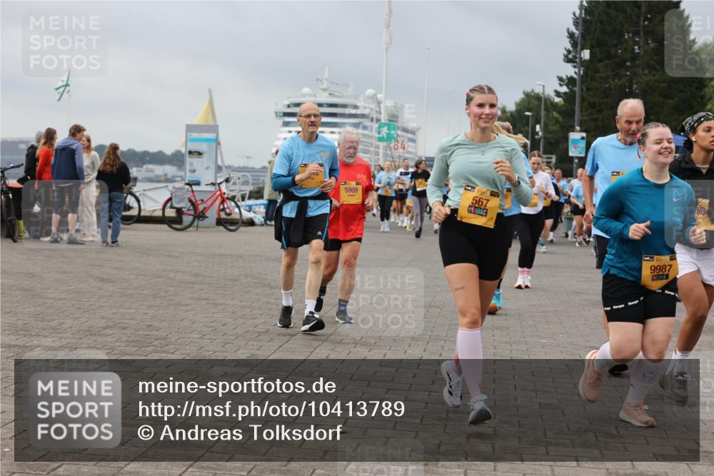 13.09.2026 - Kiel Lauf Andreas Tolksdorf http://msf.ph/oto/10413789 13.09.2026 10:04:33 Kiellinie 5909, 84, 48, 567, 38, 9987 meine-sportfotos.de