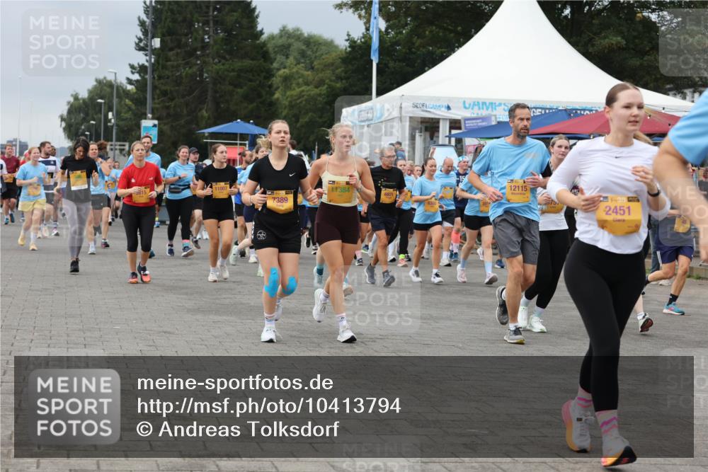 13.09.2026 - Kiel Lauf Andreas Tolksdorf http://msf.ph/oto/10413794 13.09.2026 10:04:38 Kiellinie 815, 11007, 7389, 11384, 3, 6931, 12115, 8914, 75, 38, 2451 meine-sportfotos.de