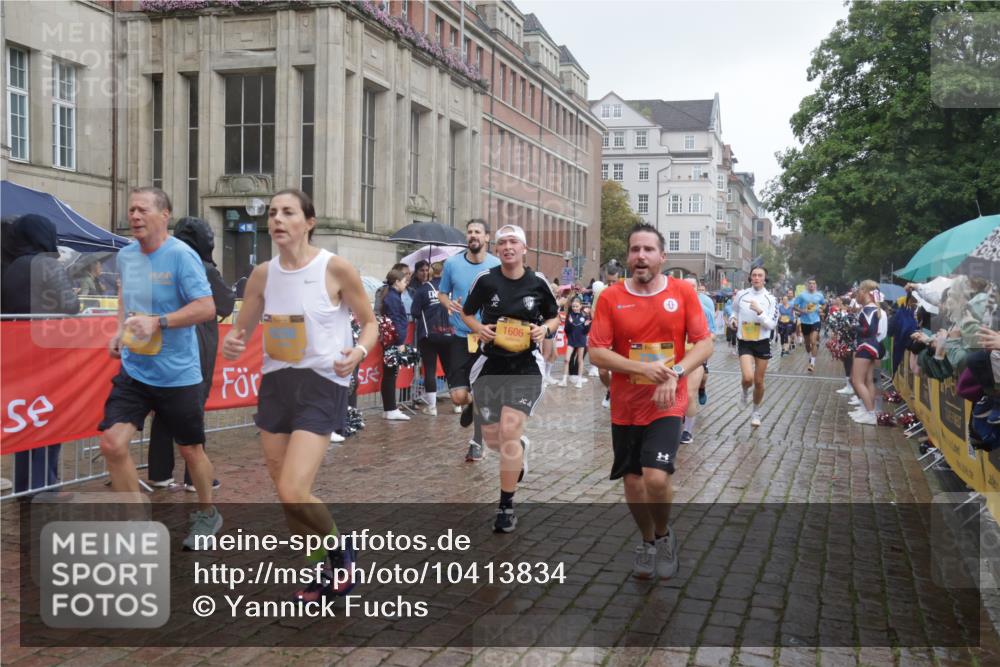 13.09.2026 - Kiel Lauf Yannick Fuchs http://msf.ph/oto/10413834 13.09.2026 10:45:35 Ziel 360, 461, 1180, 1267, 1682, 1752, 1969, 2599, 2836, 3075, 3182, 3347, 3749, 4151, 4536, 4586, 4699, 4726, 5957, 6269, 6406, 7027, 7735, 7766, 8282, 8444, 8762, 9083, 9429, 9867, 9895, 9914, 10441, 12044, 12687, 478, 979, 1012, 1267, 1482, 1575, 1590, 1606, 1703, 1878, 2391, 2410, 3263, 3264, 3285, 3628, 3753, 3796, 3872, 4044, 4168, 4588, 4681, 5220, 5296, 5361, 5365, 5600, 5763, 5764, 6298, 6799, 7765, 9702, 9917, 1015 meine-sportfotos.de