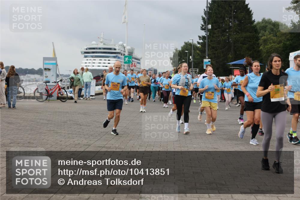 13.09.2026 - Kiel Lauf Andreas Tolksdorf http://msf.ph/oto/10413851 13.09.2026 10:04:42 Kiellinie 8470, 13, 4, 986, 396, 2298, 116 meine-sportfotos.de