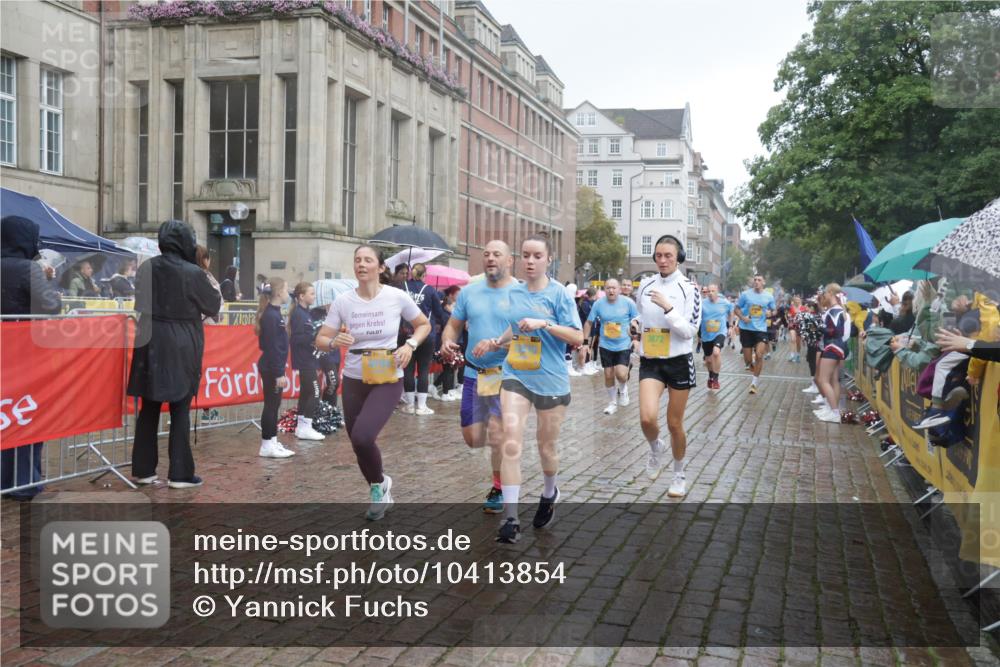 13.09.2026 - Kiel Lauf Yannick Fuchs http://msf.ph/oto/10413854 13.09.2026 10:45:36 Ziel 360, 461, 1015, 1180, 1484, 1682, 1752, 1969, 2599, 2836, 3075, 3182, 3347, 3749, 4151, 4536, 4586, 4699, 4726, 5072, 5957, 6269, 6406, 7027, 7735, 7766, 8282, 8442, 8444, 8762, 9083, 9429, 9727, 9867, 9895, 9914, 10149, 10441, 12044, 12687, 478, 979, 1012, 1267, 1482, 1575, 1590, 1606, 1703, 1878, 2391, 2410, 2836, 3263, 3264, 3285, 3628, 3753, 3796, 3872, 4044, 4168, 4588, 4681, 4726, 5220, 5296, 5361, 5365, 5600, 5763, 5764, 6298, 6799, 7765, 9702 meine-sportfotos.de