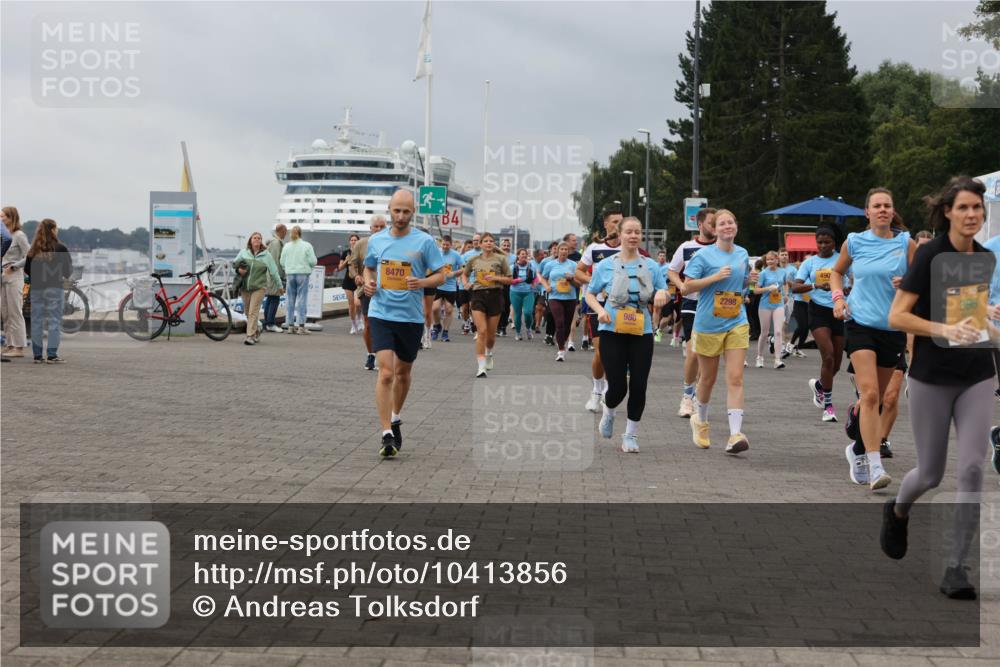 13.09.2026 - Kiel Lauf Andreas Tolksdorf http://msf.ph/oto/10413856 13.09.2026 10:04:42 Kiellinie 8470, 2298, 396, 986 meine-sportfotos.de