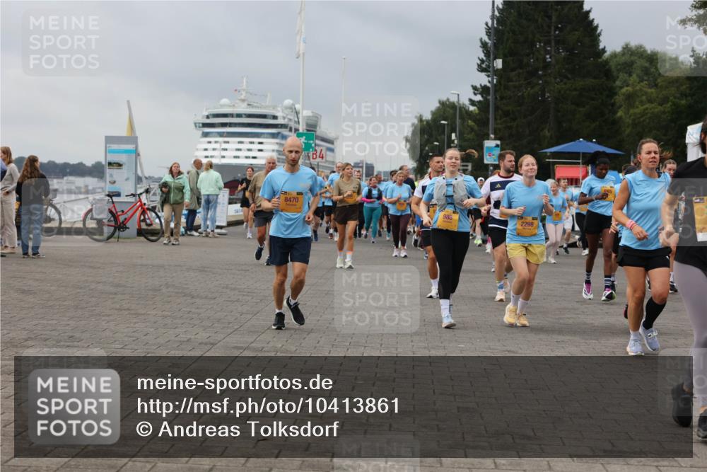 13.09.2026 - Kiel Lauf Andreas Tolksdorf http://msf.ph/oto/10413861 13.09.2026 10:04:43 Kiellinie 8470, 986, 2298 meine-sportfotos.de