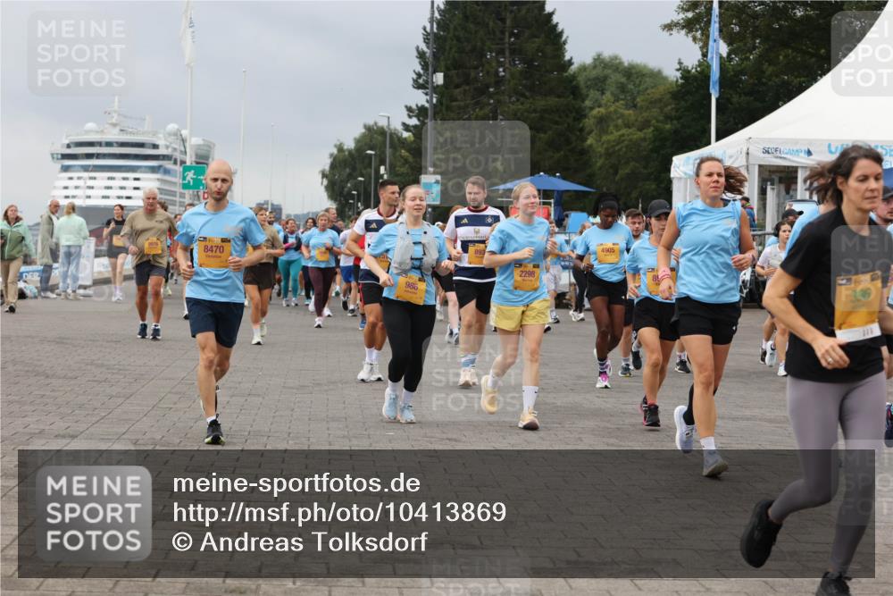 13.09.2026 - Kiel Lauf Andreas Tolksdorf http://msf.ph/oto/10413869 13.09.2026 10:04:43 Kiellinie 13, 8470, 986, 2298, 4905, 396 meine-sportfotos.de