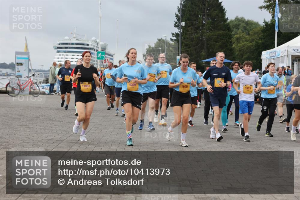 13.09.2026 - Kiel Lauf Andreas Tolksdorf http://msf.ph/oto/10413973 13.09.2026 10:04:52 Kiellinie 3325, 11087, 9306, 0660, 9614, 1605, 3963 meine-sportfotos.de