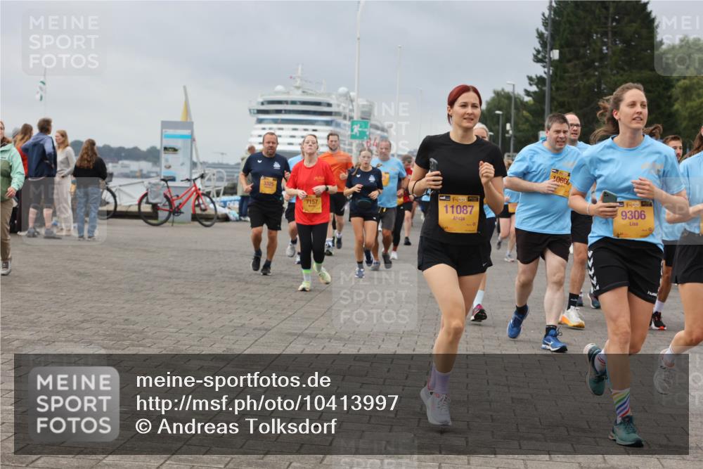 13.09.2026 - Kiel Lauf Andreas Tolksdorf http://msf.ph/oto/10413997 13.09.2026 10:04:53 Kiellinie 7157, 38, 11087, 5, 39, 10666, 1, 98, 9306 meine-sportfotos.de