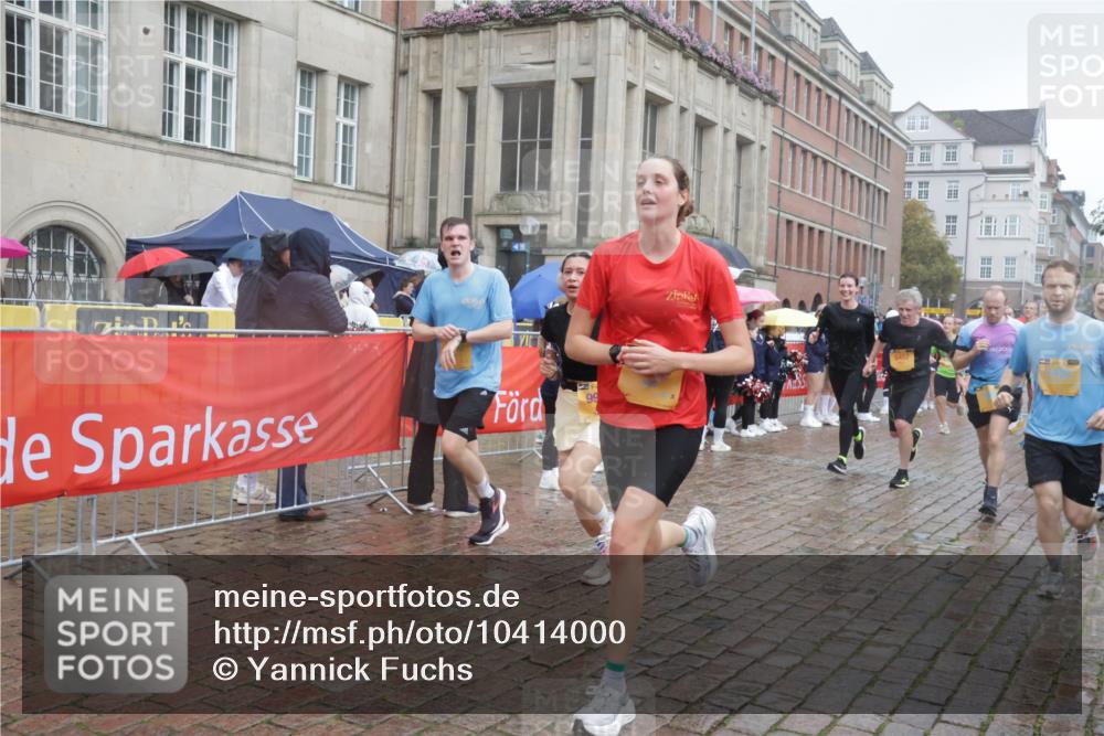 13.09.2026 - Kiel Lauf Yannick Fuchs http://msf.ph/oto/10414000 13.09.2026 10:45:46 Ziel 499, 1015, 1065, 1229, 1484, 1537, 1725, 1752, 2421, 2563, 3347, 3608, 3807, 4586, 5072, 5205, 5278, 7503, 7889, 8203, 8282, 8442, 8731, 8816, 9727, 9770, 9774, 9914, 10077, 10149, 10407, 11745, 12150, 12224, 360, 461, 1012, 1180, 1267, 1482, 1575, 1590, 1682, 1969, 2391, 2599, 2836, 3075, 3182, 3263, 3264, 3285, 3628, 3749, 3796, 4151, 4168, 4536, 4588, 4699, 4726, 5220, 5361, 5365, 5600, 5763, 5957, 6269, 6406, 6799, 498, 550, 9207, 1482 meine-sportfotos.de