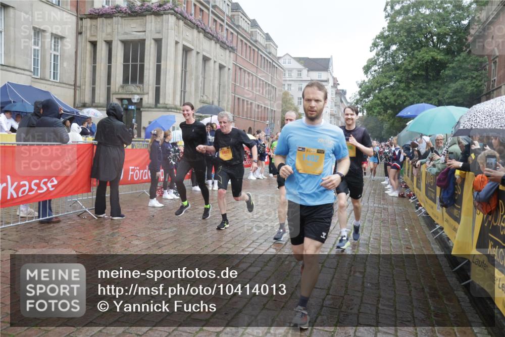 13.09.2026 - Kiel Lauf Yannick Fuchs http://msf.ph/oto/10414013 13.09.2026 10:45:47 Ziel 123, 499, 1015, 1065, 1229, 1484, 1537, 1725, 1752, 2421, 2563, 3347, 3608, 3807, 4586, 5072, 5205, 5278, 7503, 7889, 8203, 8282, 8442, 8731, 8816, 9727, 9770, 9774, 10077, 10149, 10407, 11745, 12150, 12224, 360, 461, 1012, 1180, 1267, 1482, 1575, 1590, 1682, 1969, 2391, 2599, 2836, 3075, 3182, 3263, 3264, 3285, 3628, 3749, 3796, 4151, 4168, 4536, 4588, 4699, 4726, 5361, 5365, 5600, 5957, 6269, 6406, 6799, 498, 550, 9207, 1482, 1590 meine-sportfotos.de