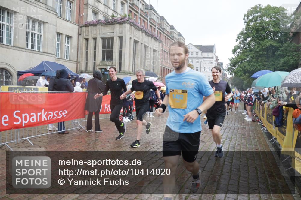 13.09.2026 - Kiel Lauf Yannick Fuchs http://msf.ph/oto/10414020 13.09.2026 10:45:47 Ziel 123, 499, 1015, 1065, 1229, 1484, 1537, 1725, 1752, 2421, 2563, 3347, 3608, 3807, 4586, 5072, 5205, 5278, 7503, 7889, 8203, 8282, 8442, 8731, 8816, 9727, 9770, 9774, 10077, 10149, 10407, 11745, 12150, 12224, 360, 461, 1012, 1180, 1267, 1482, 1575, 1590, 1682, 1969, 2391, 2599, 2836, 3075, 3182, 3263, 3264, 3285, 3628, 3749, 3796, 4151, 4168, 4536, 4588, 4699, 4726, 5361, 5365, 5600, 5957, 6269, 6406, 6799, 498, 550, 9207, 1482, 1590 meine-sportfotos.de