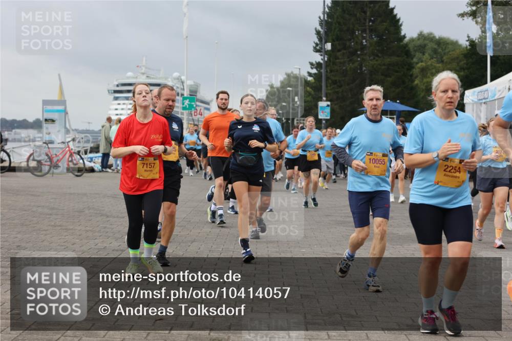 13.09.2026 - Kiel Lauf Andreas Tolksdorf http://msf.ph/oto/10414057 13.09.2026 10:04:56 Kiellinie 39, 7157, 13, 4, 7045, 4, 38, 10055, 2254, 4074 meine-sportfotos.de
