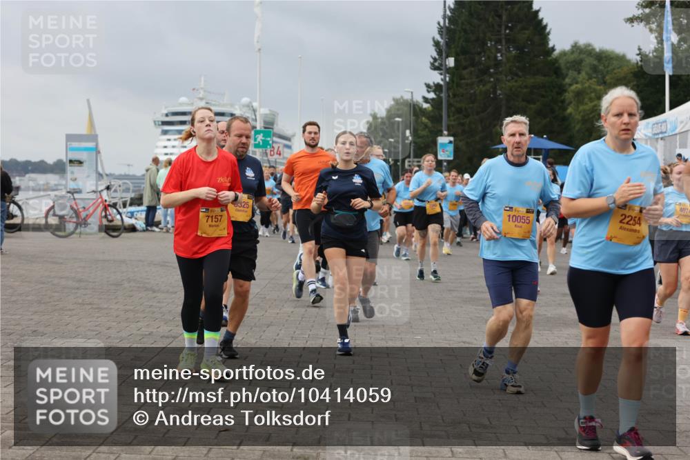 13.09.2026 - Kiel Lauf Andreas Tolksdorf http://msf.ph/oto/10414059 13.09.2026 10:04:56 Kiellinie 39, 7157, 325, 84, 4, 38, 10055, 1, 39, 2254, 4074 meine-sportfotos.de