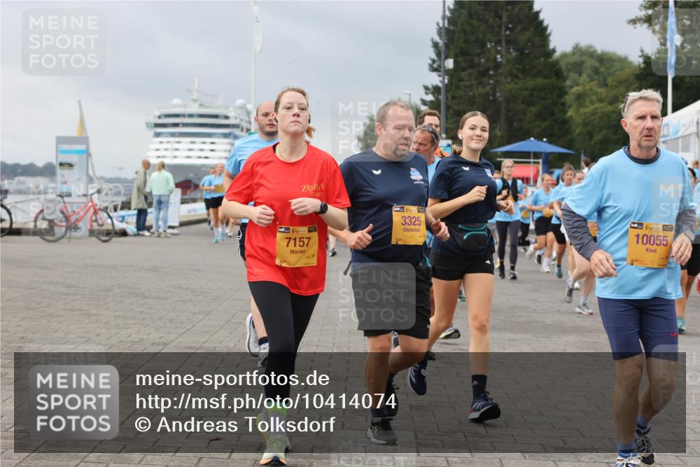13.09.2026 - Kiel Lauf Andreas Tolksdorf http://msf.ph/oto/10414074 13.09.2026 10:04:57 Kiellinie 38, 7157, 39, 3325, 10055 meine-sportfotos.de