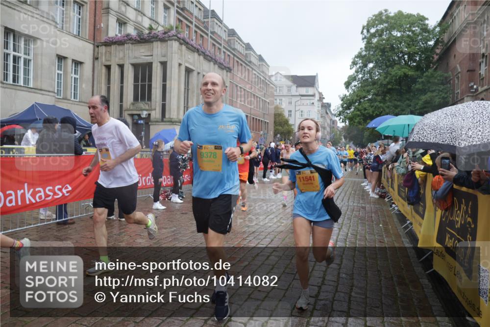 13.09.2026 - Kiel Lauf Yannick Fuchs http://msf.ph/oto/10414082 13.09.2026 10:45:51 Ziel 123, 499, 1015, 1065, 1229, 1484, 1537, 1725, 2421, 2563, 3608, 3807, 5072, 5205, 5278, 7503, 7889, 8203, 8442, 8731, 8816, 9727, 9770, 9774, 9843, 10046, 10077, 10149, 10407, 10569, 11745, 12150, 12224, 12748, 360, 461, 1012, 1015, 1180, 1267, 1484, 1575, 1682, 1752, 1969, 2599, 2836, 3075, 3182, 3263, 3264, 3285, 3347, 3628, 3749, 3796, 4151, 4168, 4536, 4586, 4699, 4726, 5072, 5365, 5957, 6269, 6406, 6799, 8282, 8442, 498, 550, 9207, 1482, 1590 meine-sportfotos.de