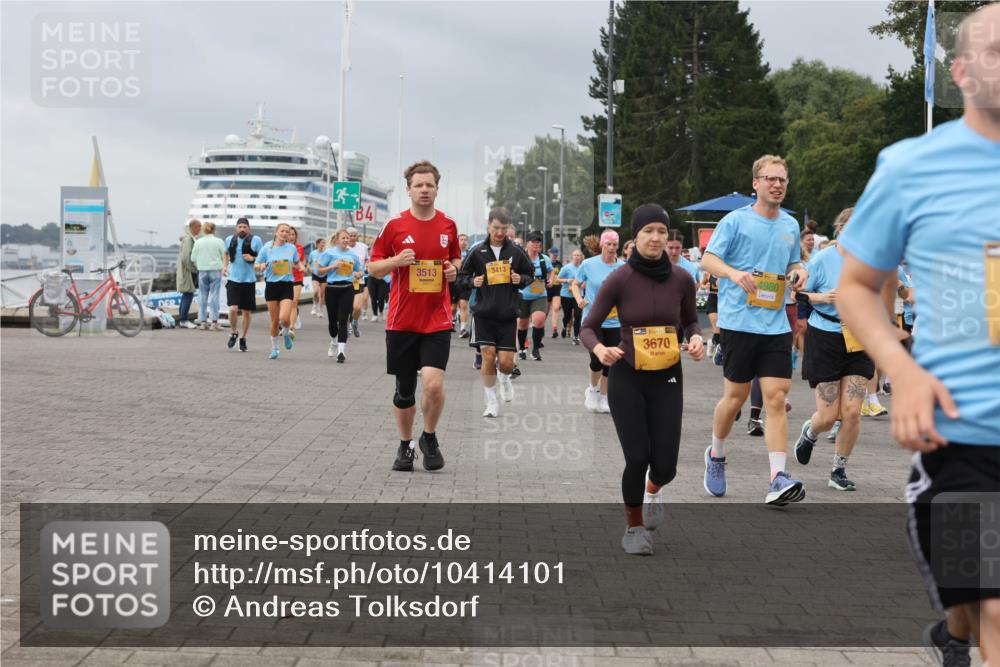 13.09.2026 - Kiel Lauf Andreas Tolksdorf http://msf.ph/oto/10414101 13.09.2026 10:05:00 Kiellinie 4, 3513, 3413, 39, 3670, 4980 meine-sportfotos.de