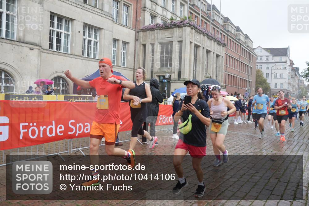 13.09.2026 - Kiel Lauf Yannick Fuchs http://msf.ph/oto/10414106 13.09.2026 10:45:53 Ziel 123, 499, 1229, 1537, 1725, 2421, 2563, 3608, 5205, 7503, 7889, 8203, 8655, 8816, 9770, 9774, 9843, 10046, 10077, 10407, 10569, 10735, 11745, 12150, 12224, 12748, 360, 461, 1012, 1015, 1065, 1180, 1267, 1484, 1575, 1682, 1752, 1969, 2599, 2836, 3075, 3182, 3263, 3264, 3347, 3628, 3749, 3807, 4151, 4168, 4536, 4586, 4699, 4726, 5072, 5205, 5278, 5365, 5957, 6269, 6406, 6799, 7503, 8282, 8442, 8731, 498, 550, 9207, 1482, 1590 meine-sportfotos.de