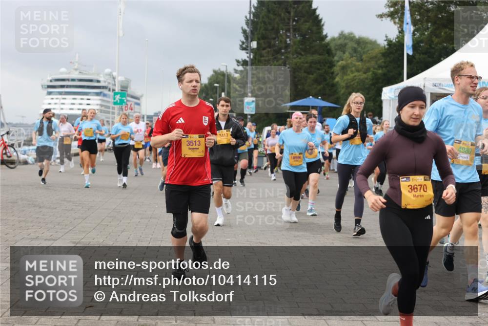 13.09.2026 - Kiel Lauf Andreas Tolksdorf http://msf.ph/oto/10414115 13.09.2026 10:05:01 Kiellinie 84, 3513, 3413, 10996, 38, 3670, 38, 4980 meine-sportfotos.de