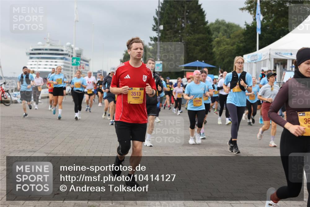 13.09.2026 - Kiel Lauf Andreas Tolksdorf http://msf.ph/oto/10414127 13.09.2026 10:05:01 Kiellinie 38, 3513, 10996, 36 meine-sportfotos.de
