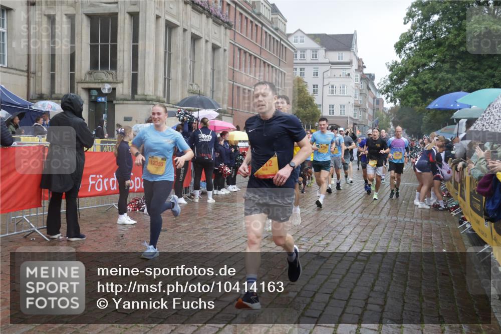 13.09.2026 - Kiel Lauf Yannick Fuchs http://msf.ph/oto/10414163 13.09.2026 10:45:57 Ziel 123, 499, 665, 1725, 2421, 3781, 3844, 5348, 5564, 6385, 7073, 8403, 8551, 8655, 8816, 8881, 9375, 9843, 10046, 10569, 10735, 11670, 11745, 11822, 12150, 12224, 12748, 360, 461, 1012, 1015, 1065, 1180, 1229, 1267, 1484, 1537, 1682, 1752, 1969, 2563, 2599, 2836, 3075, 3182, 3347, 3608, 3628, 3749, 3807, 4151, 4168, 4536, 4586, 4699, 4726, 5072, 5205, 5278, 5365, 5957, 6269, 6406, 7503, 7889, 8203, 8282, 8442, 8731, 8816, 498, 550, 9207, 1590 meine-sportfotos.de