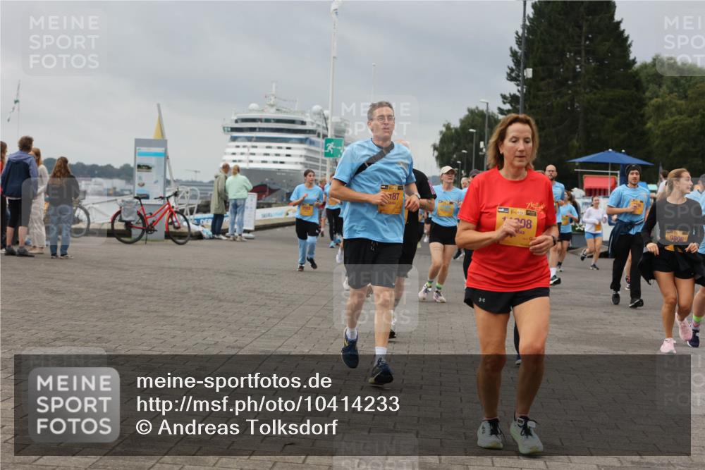 13.09.2026 - Kiel Lauf Andreas Tolksdorf http://msf.ph/oto/10414233 13.09.2026 10:05:11 Kiellinie 187, 398, 9806 meine-sportfotos.de