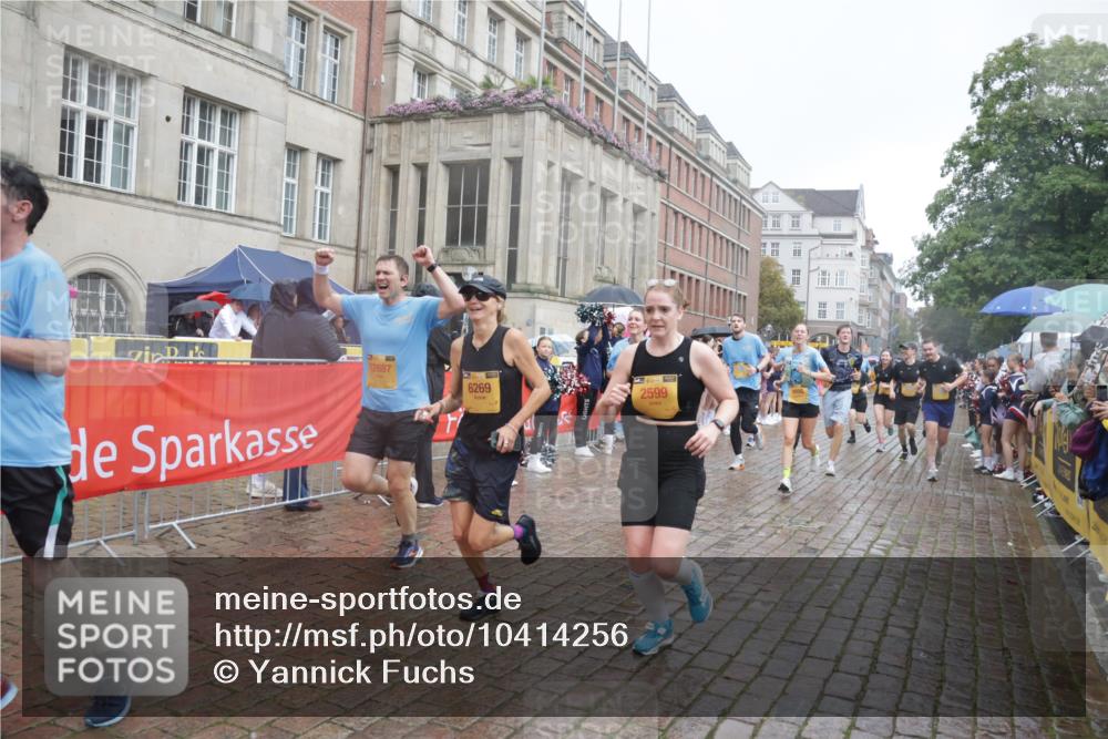 13.09.2026 - Kiel Lauf Yannick Fuchs http://msf.ph/oto/10414256 13.09.2026 10:46:04 Ziel 272, 498, 550, 665, 1030, 1374, 1582, 3781, 3844, 5348, 5510, 5515, 5564, 6385, 6436, 6980, 7073, 7772, 7939, 8403, 8551, 8561, 8655, 8881, 9207, 9375, 9715, 10050, 10615, 10735, 10809, 10975, 11670, 11822, 12748, 123, 360, 499, 1015, 1065, 1180, 1229, 1484, 1537, 1682, 1725, 1752, 2421, 2563, 2599, 3182, 3347, 3608, 3749, 3807, 4151, 4586, 4699, 5072, 5205, 5278, 6269, 6406, 7503, 7889, 8203, 8282, 8442, 8731, 8816, 6269 meine-sportfotos.de