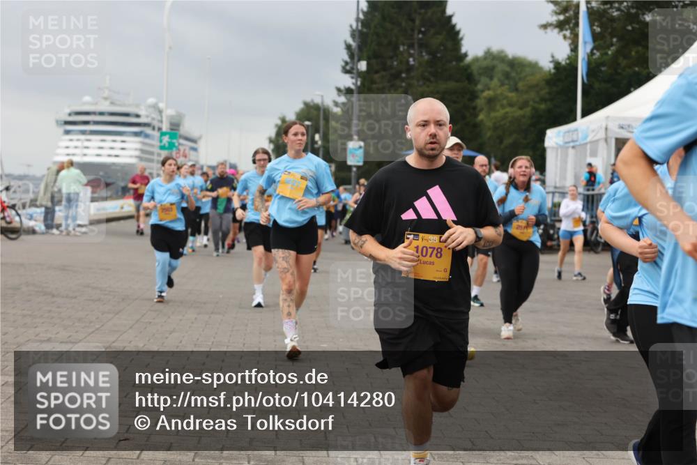 13.09.2026 - Kiel Lauf Andreas Tolksdorf http://msf.ph/oto/10414280 13.09.2026 10:05:14 Kiellinie 4, 38, 1078, 25 meine-sportfotos.de
