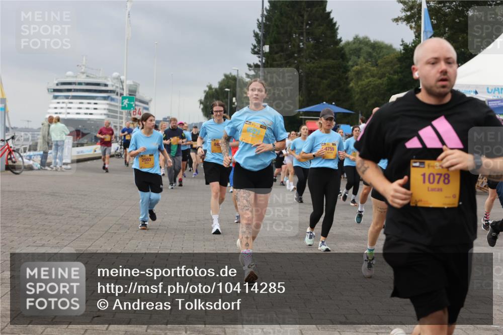 13.09.2026 - Kiel Lauf Andreas Tolksdorf http://msf.ph/oto/10414285 13.09.2026 10:05:14 Kiellinie 13, 84, 2503, 84, 38, 4759, 1078 meine-sportfotos.de