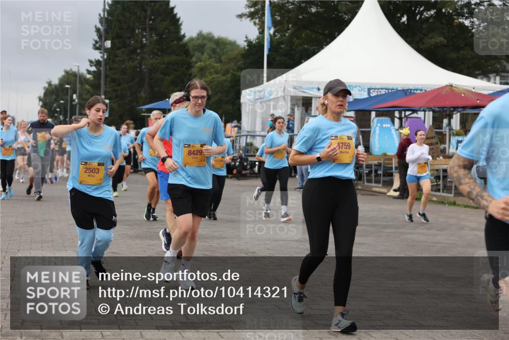 13.09.2026 - Kiel Lauf Andreas Tolksdorf http://msf.ph/oto/10414321 13.09.2026 10:05:16 Kiellinie 38, 38, 2503, 8429, 10704, 38, 1759 meine-sportfotos.de