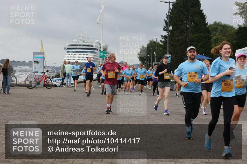 13.09.2026 - Kiel Lauf Andreas Tolksdorf http://msf.ph/oto/10414417 13.09.2026 10:05:23 Kiellinie 38, 4870, 9552, 4155 meine-sportfotos.de