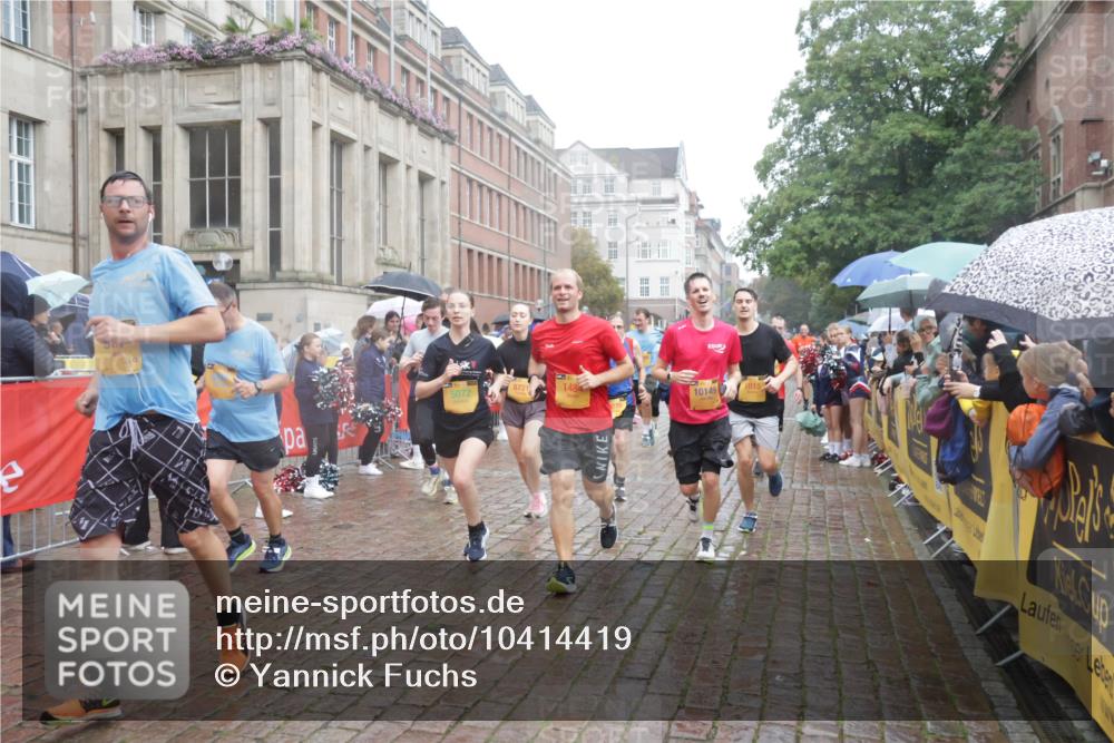 13.09.2026 - Kiel Lauf Yannick Fuchs http://msf.ph/oto/10414419 13.09.2026 10:46:14 Ziel 272, 498, 1013, 1030, 1374, 1582, 2448, 2776, 3422, 4331, 4397, 4516, 5017, 5421, 6436, 6980, 7044, 7241, 7840, 7939, 8277, 8310, 8561, 9207, 9361, 9715, 10050, 10469, 10699, 10809, 11642, 12077, 12306, 12481, 123, 499, 550, 665, 1015, 1030, 1065, 1229, 1374, 1484, 1537, 1582, 1725, 1752, 2421, 2563, 3608, 3781, 3807, 3844, 5072, 5205, 5278, 5348, 5510, 5515, 5564, 6385, 6436, 6980, 7073, 7503, 7772, 7889, 8203, 8403, 8442, 8551, 8561, 8655, 8731, 8816, 8881, 9375, 9715 meine-sportfotos.de