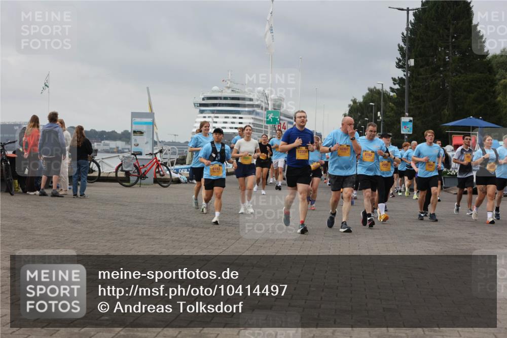 13.09.2026 - Kiel Lauf Andreas Tolksdorf http://msf.ph/oto/10414497 13.09.2026 10:05:26 Kiellinie 6193, 12356, 10397, 8782, 2992 meine-sportfotos.de