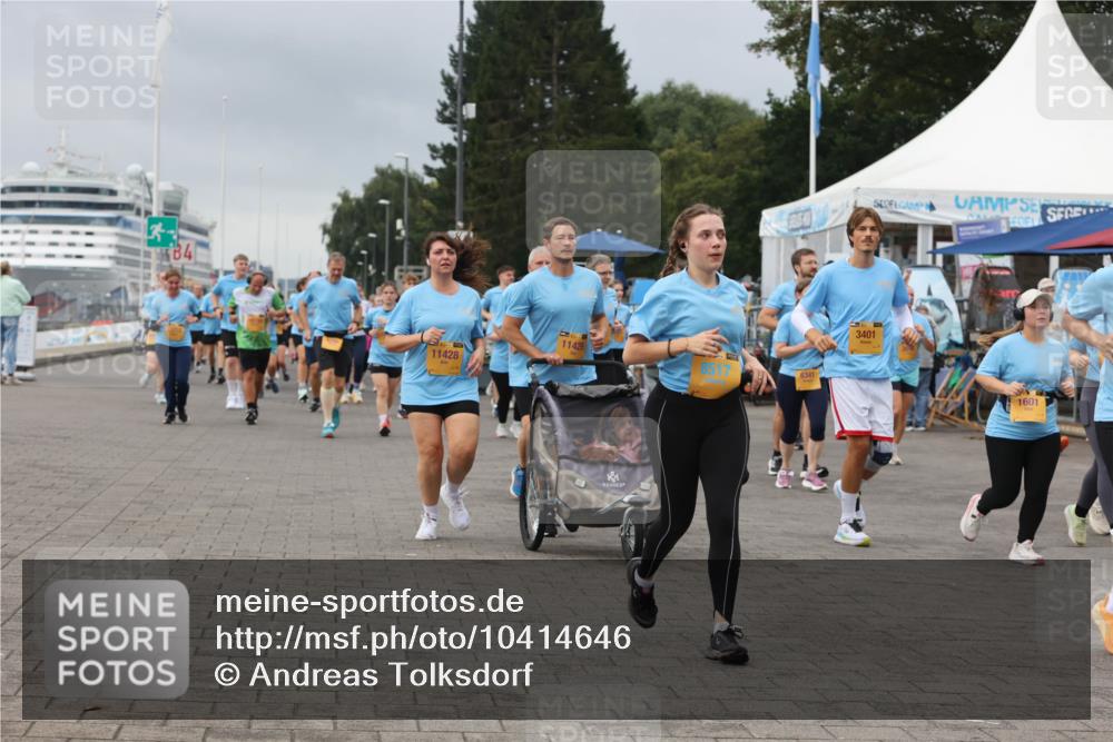 13.09.2026 - Kiel Lauf Andreas Tolksdorf http://msf.ph/oto/10414646 13.09.2026 10:05:39 Kiellinie 84, 11428, 11429, 6341, 3401, 1601 meine-sportfotos.de