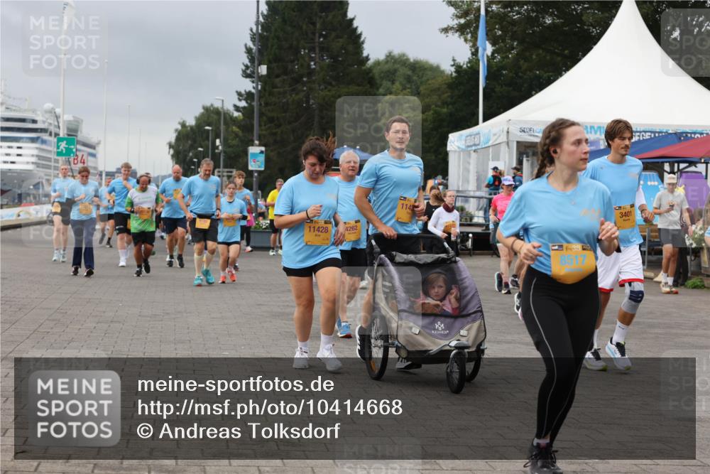 13.09.2026 - Kiel Lauf Andreas Tolksdorf http://msf.ph/oto/10414668 13.09.2026 10:05:40 Kiellinie 3, 4, 11210, 11428, 4262, 1142, 38, 8517, 3401 meine-sportfotos.de