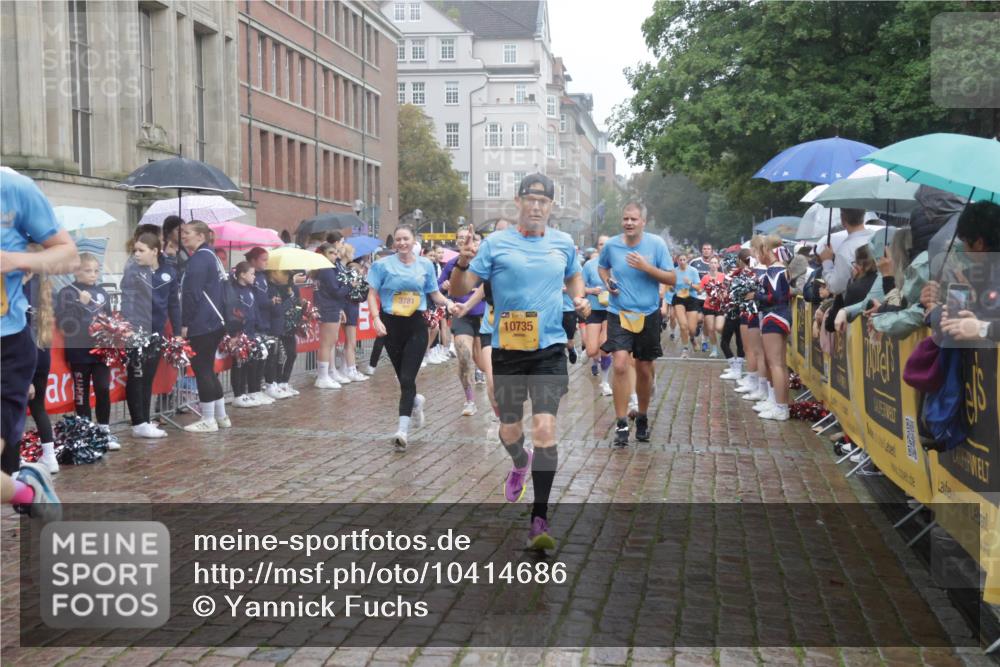 13.09.2026 - Kiel Lauf Yannick Fuchs http://msf.ph/oto/10414686 13.09.2026 10:46:31 Ziel 206, 972, 1325, 1430, 1913, 2027, 2037, 3117, 3677, 4242, 4499, 4763, 7061, 8520, 8678, 9415, 9844, 10758, 10836, 11232, 11742, 11825, 12307, 12466, 12704, 12743, 272, 498, 550, 665, 1013, 1030, 1374, 1582, 2448, 2776, 3422, 3781, 3844, 4331, 4397, 4516, 5017, 5348, 5421, 5510, 5515, 5564, 6385, 6436, 6980, 7044, 7073, 7241, 7772, 7840, 7939, 8277, 8310, 8403, 8551, 8561, 8655, 8881, 9207, 9361, 9375, 9715, 10050, 10469, 10699, 10809, 11642, 12000, 9875 meine-sportfotos.de