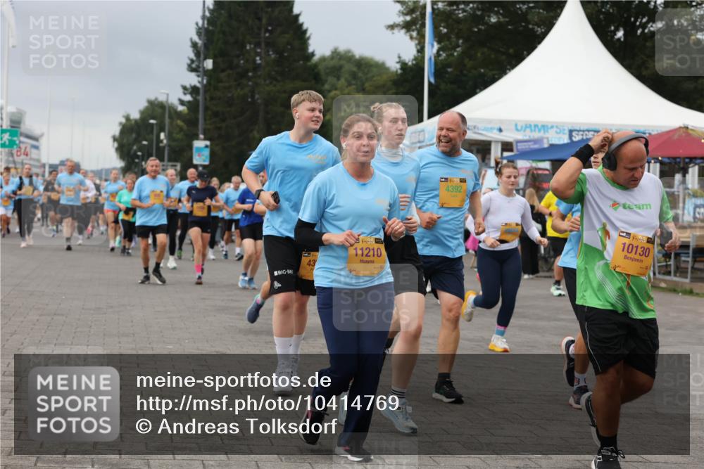 13.09.2026 - Kiel Lauf Andreas Tolksdorf http://msf.ph/oto/10414769 13.09.2026 10:05:47 Kiellinie 84, 43, 38, 11210, 4392, 38, 10130 meine-sportfotos.de