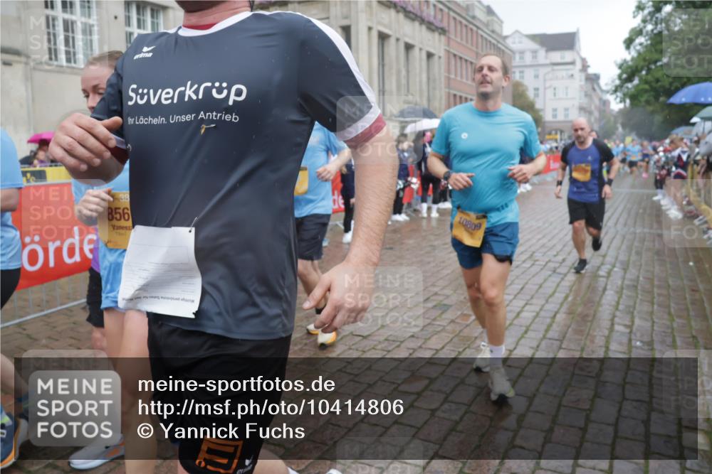 13.09.2026 - Kiel Lauf Yannick Fuchs http://msf.ph/oto/10414806 13.09.2026 10:46:39 Ziel 972, 1325, 1430, 2027, 2037, 2551, 2594, 3109, 3117, 3533, 3677, 4242, 4499, 4674, 4763, 5591, 5974, 6909, 7061, 8283, 8475, 8678, 8901, 9248, 9713, 9844, 9875, 10706, 10758, 10814, 11742, 11825, 12260, 12307, 12466, 12704, 206, 272, 498, 1013, 1030, 1374, 1430, 1582, 1913, 2037, 2448, 2776, 3422, 4331, 4397, 4516, 5017, 5421, 6436, 6980, 7044, 7241, 7840, 7939, 8277, 8310, 8520, 8561, 9207, 9361, 9415, 9715, 10050, 10469, 10699, 10809, 10836, 11232, 11642, 12000, 12704 meine-sportfotos.de