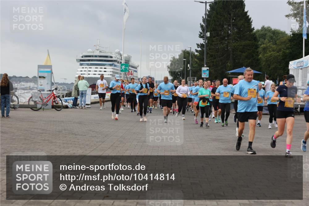 13.09.2026 - Kiel Lauf Andreas Tolksdorf http://msf.ph/oto/10414814 13.09.2026 10:05:51 Kiellinie 805, 1858 meine-sportfotos.de