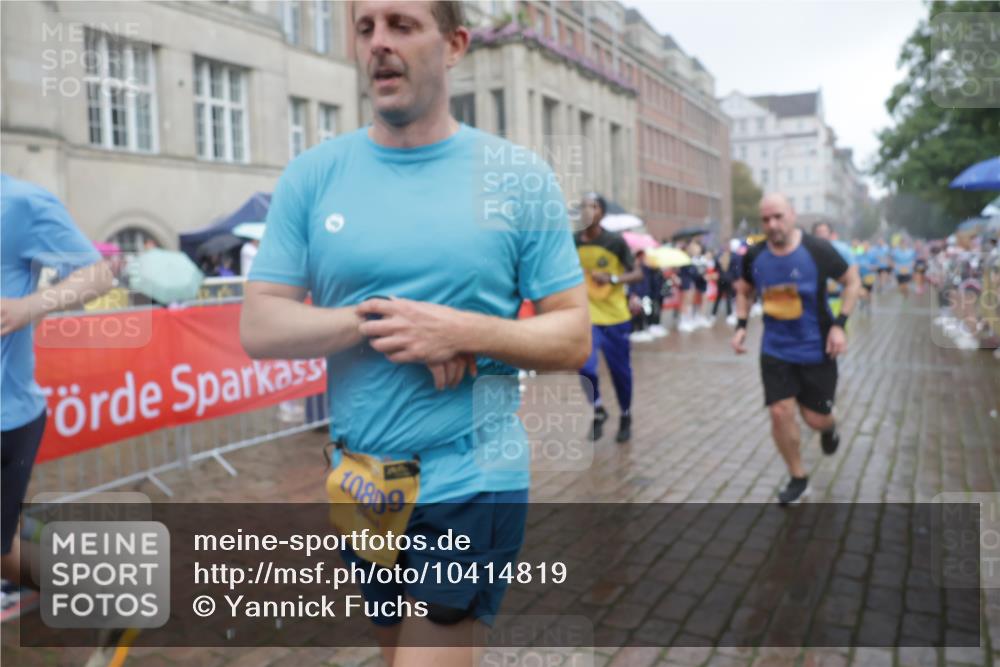 13.09.2026 - Kiel Lauf Yannick Fuchs http://msf.ph/oto/10414819 13.09.2026 10:46:39 Ziel 972, 1325, 1430, 2027, 2037, 2551, 2594, 3109, 3117, 3533, 3677, 4242, 4499, 4674, 4763, 5591, 5974, 6909, 7061, 8283, 8475, 8678, 8901, 9248, 9713, 9844, 9875, 10706, 10758, 10814, 11742, 11825, 12260, 12307, 12466, 12704, 206, 272, 498, 1013, 1030, 1374, 1430, 1582, 1913, 2037, 2448, 2776, 3422, 4331, 4397, 4516, 5017, 5421, 6436, 6980, 7044, 7241, 7840, 7939, 8277, 8310, 8520, 8561, 9207, 9361, 9415, 9715, 10050, 10469, 10699, 10809, 10836, 11232, 11642, 12000, 12704 meine-sportfotos.de
