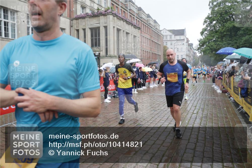 13.09.2026 - Kiel Lauf Yannick Fuchs http://msf.ph/oto/10414821 13.09.2026 10:46:39 Ziel 972, 1325, 1430, 2027, 2037, 2551, 2594, 3109, 3117, 3533, 3677, 4242, 4499, 4674, 4763, 5591, 5974, 6909, 7061, 8283, 8475, 8678, 8901, 9248, 9713, 9844, 9875, 10706, 10758, 10814, 11742, 11825, 12260, 12307, 12466, 12704, 206, 272, 498, 1013, 1030, 1374, 1430, 1582, 1913, 2037, 2448, 2776, 3422, 4331, 4397, 4516, 5017, 5421, 6436, 6980, 7044, 7241, 7840, 7939, 8277, 8310, 8520, 8561, 9207, 9361, 9415, 9715, 10050, 10469, 10699, 10809, 10836, 11232, 11642, 12000, 12704 meine-sportfotos.de